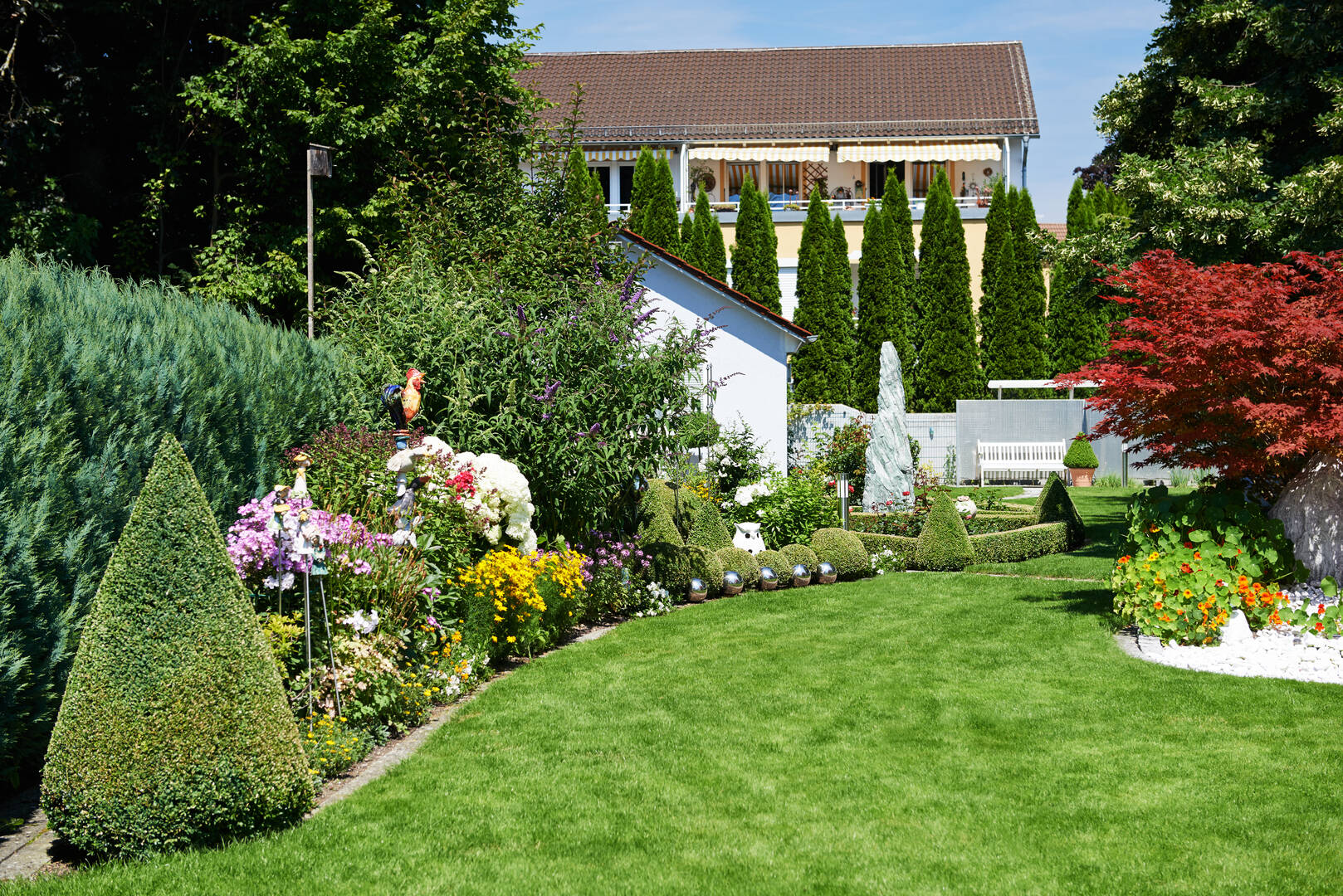 Stoneman's Garden Centre logo