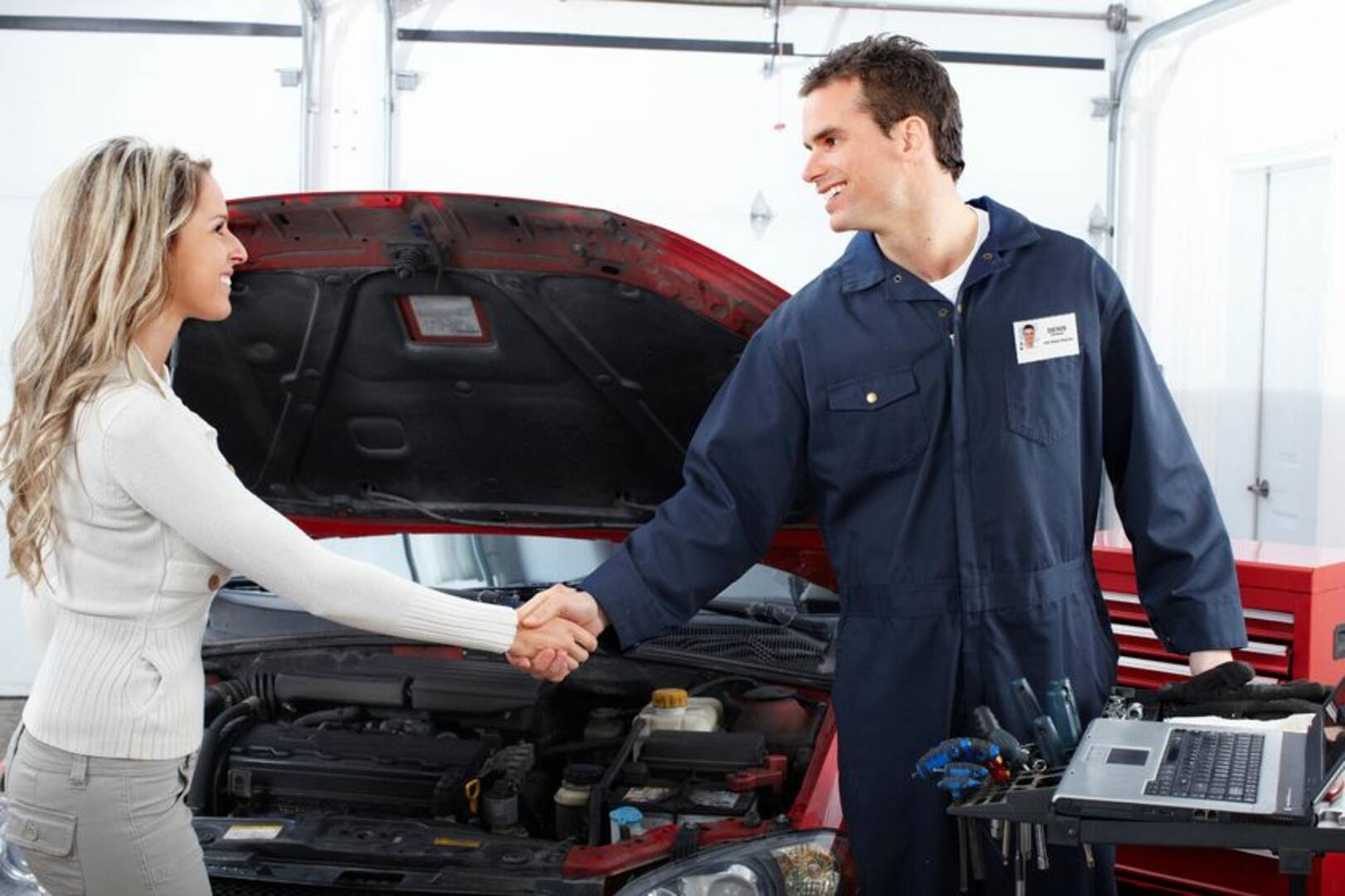 Miracle Workers Auto Collision Center logo