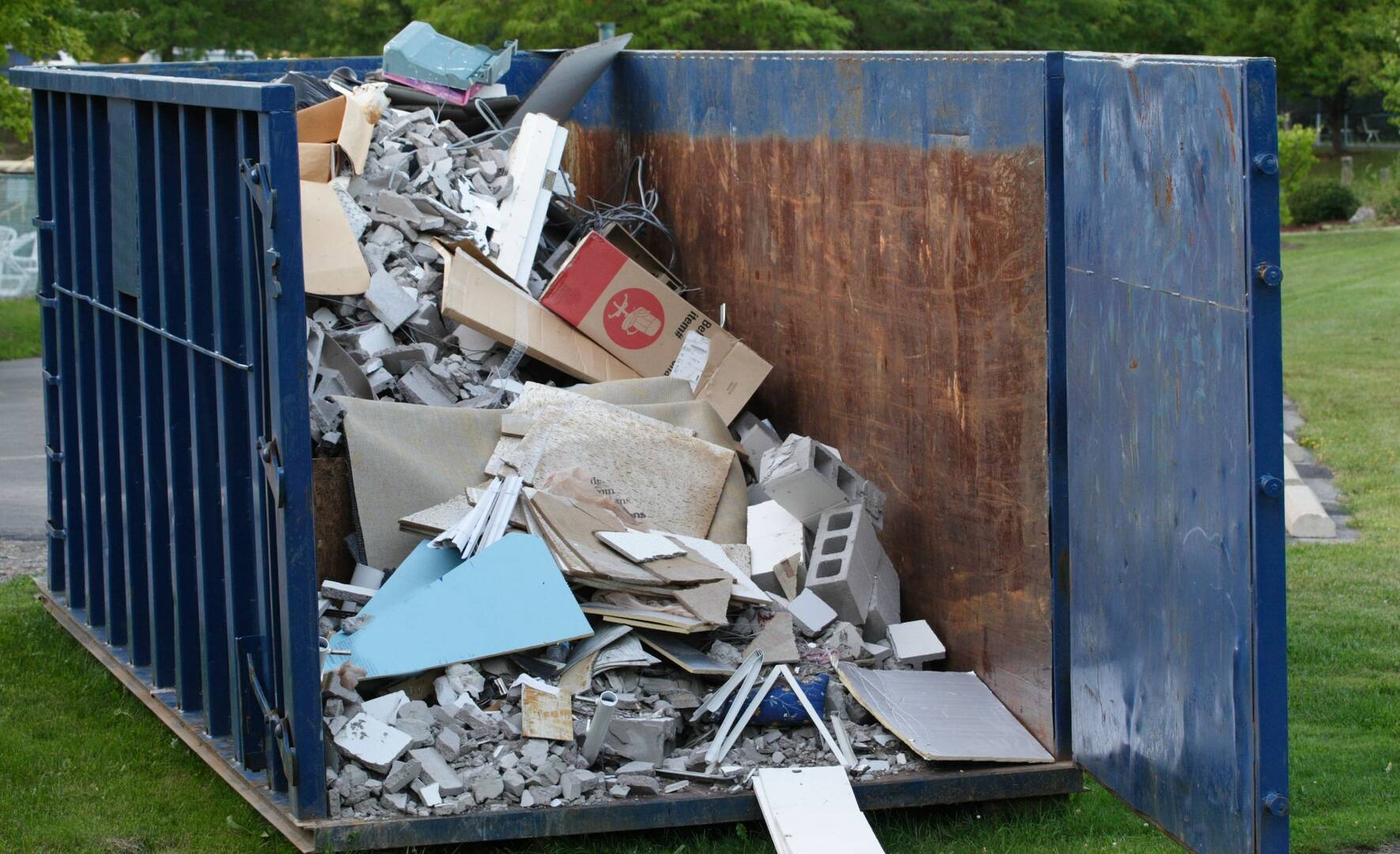Harris Scrap Metals logo